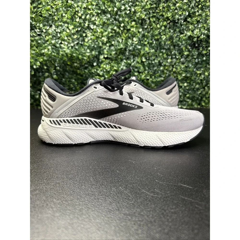 Brooks Adrenaline GTS 22 Grey Black Running Shoes Men's Size 8.5 D